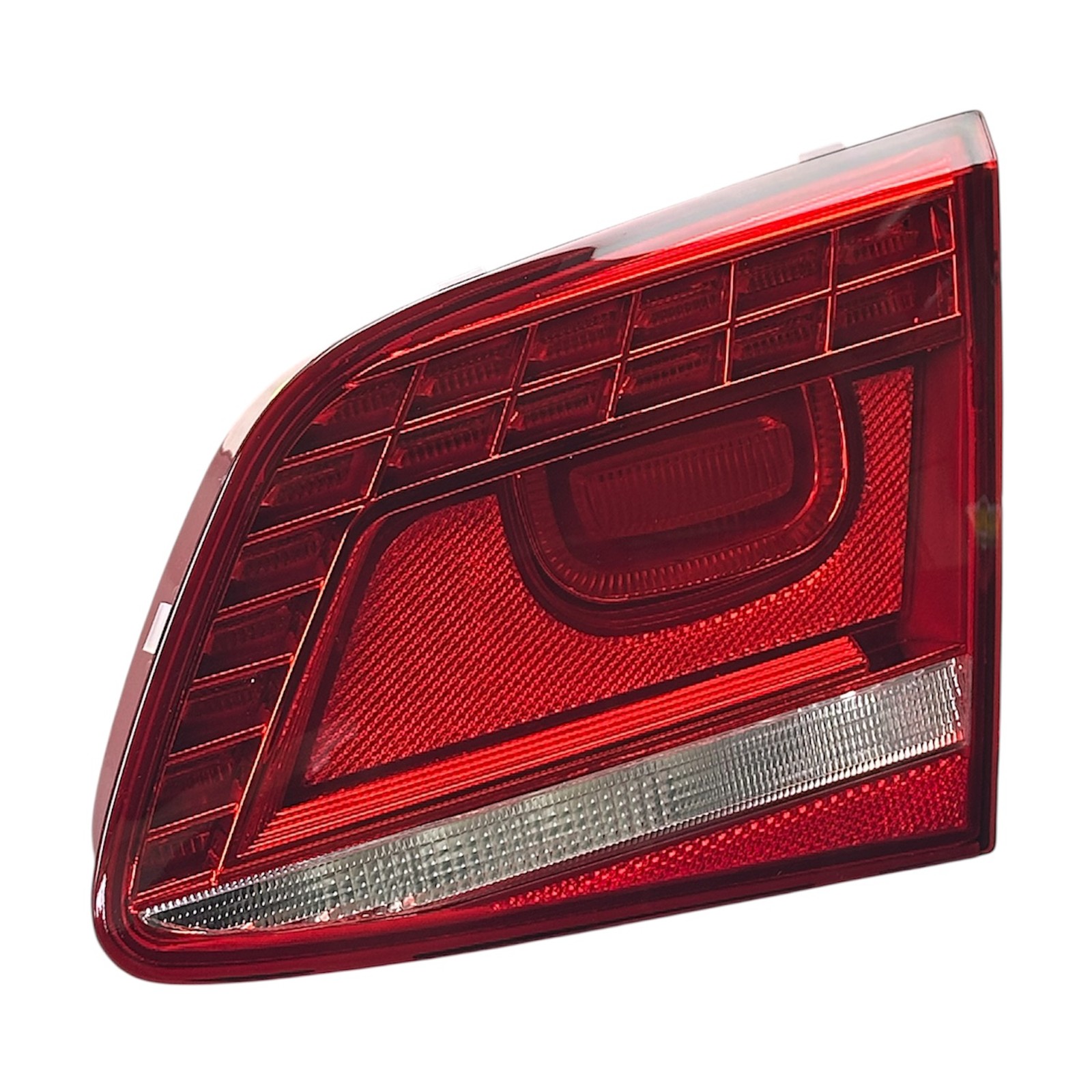 İç Stop Lambası Volkswagen Passat B7 2011-2014 (SAĞ, LEDLİ)