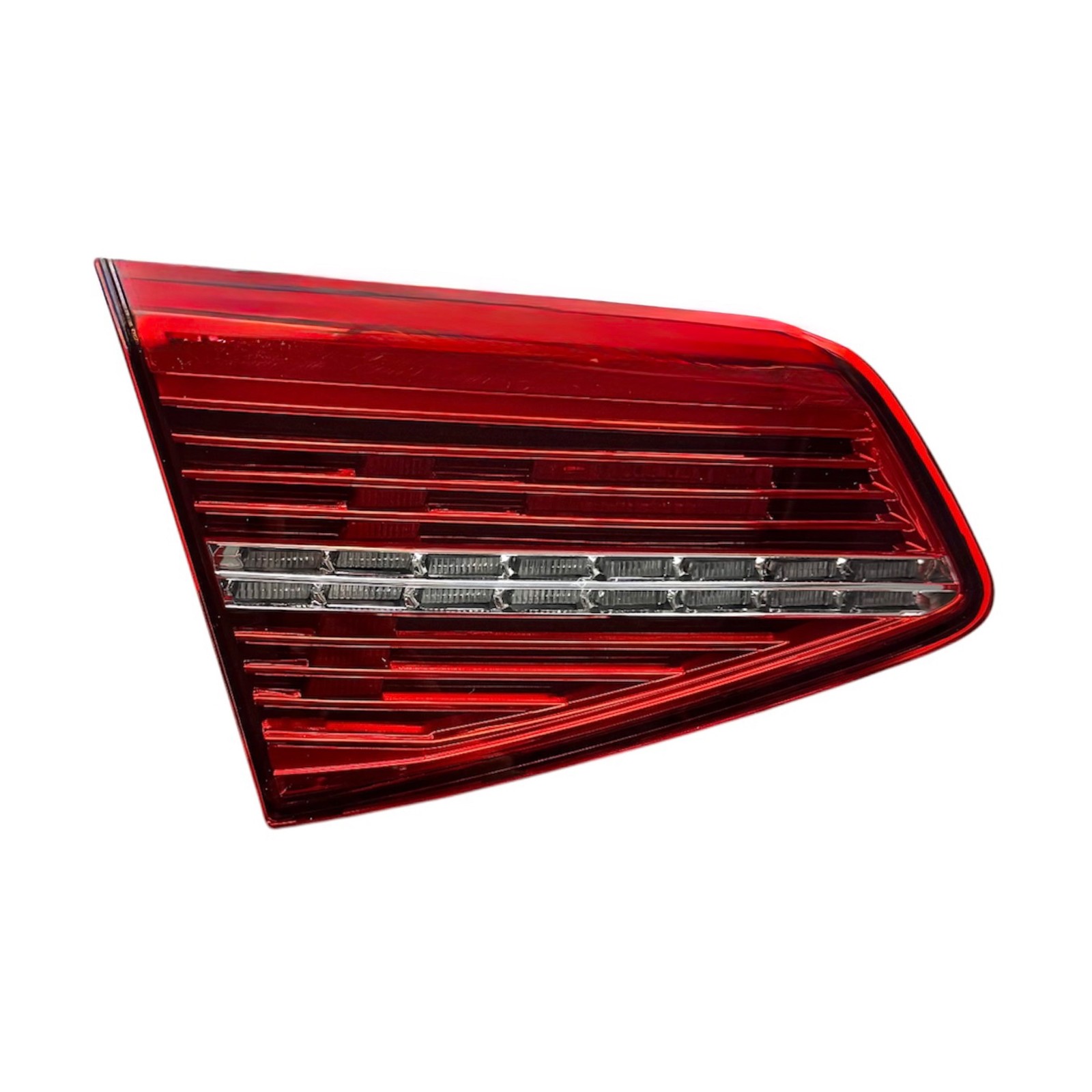 İç Stop Lambası Volkswagen Passat B8 2014-2019 (SOL, HIGHLINE)