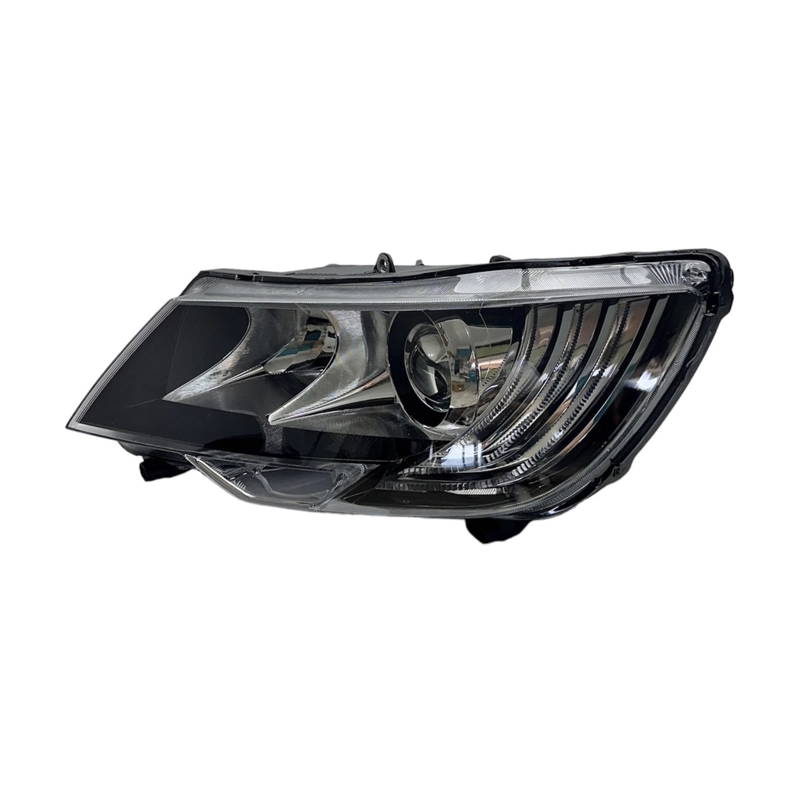 Far Skoda Super B 2013-2015 (SOL, ZENON, LEDLİ)