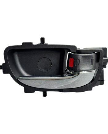 Ön ve Arka Kapı İç Açma Kolu Toyota Corolla Sedan 2013-2018 / Yaris 2014-2018 (SAĞ, SİYAH-NİKELAJLI)