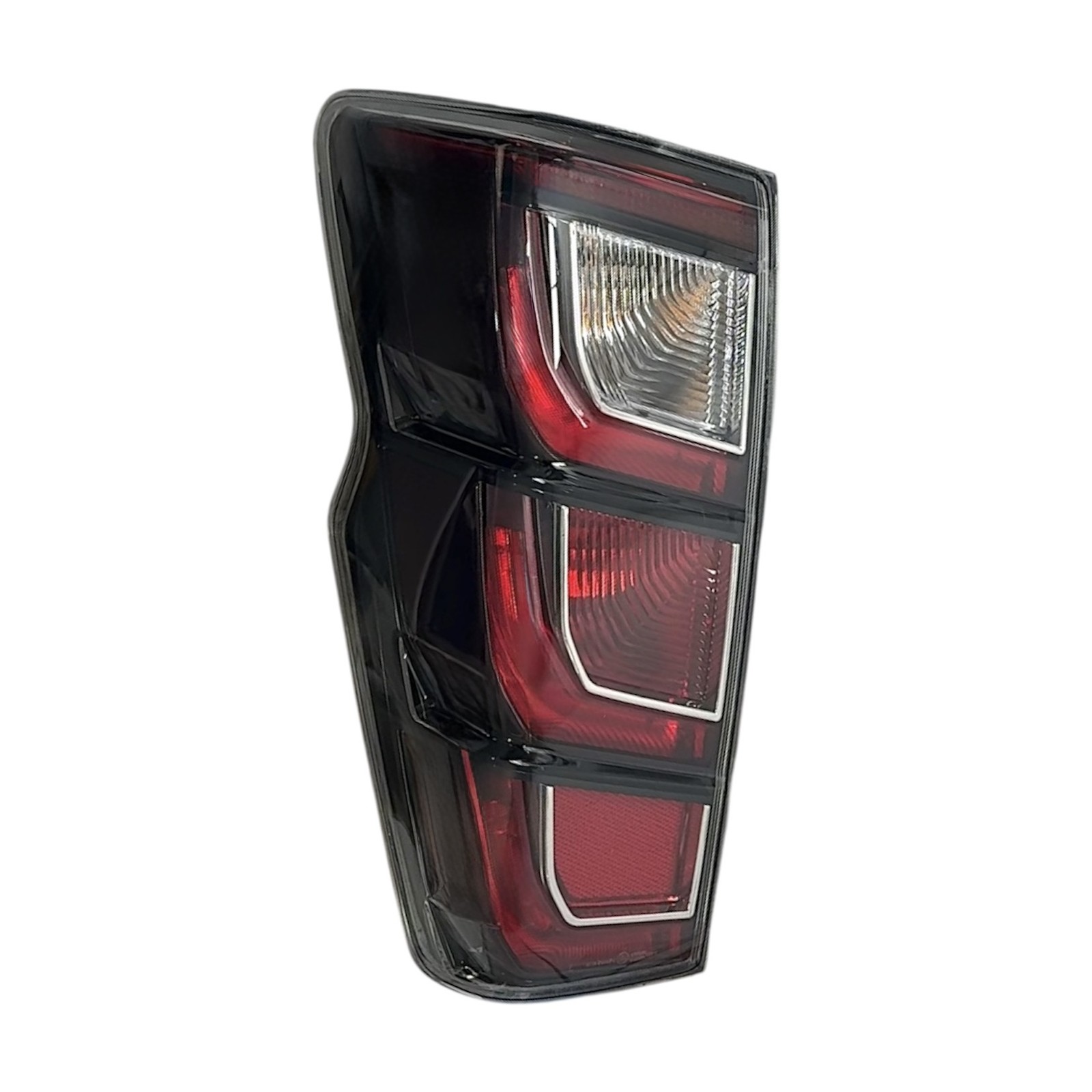 Stop Lambası Isuzu D-MAX 2024-2026 (SOL, LEDLİ)