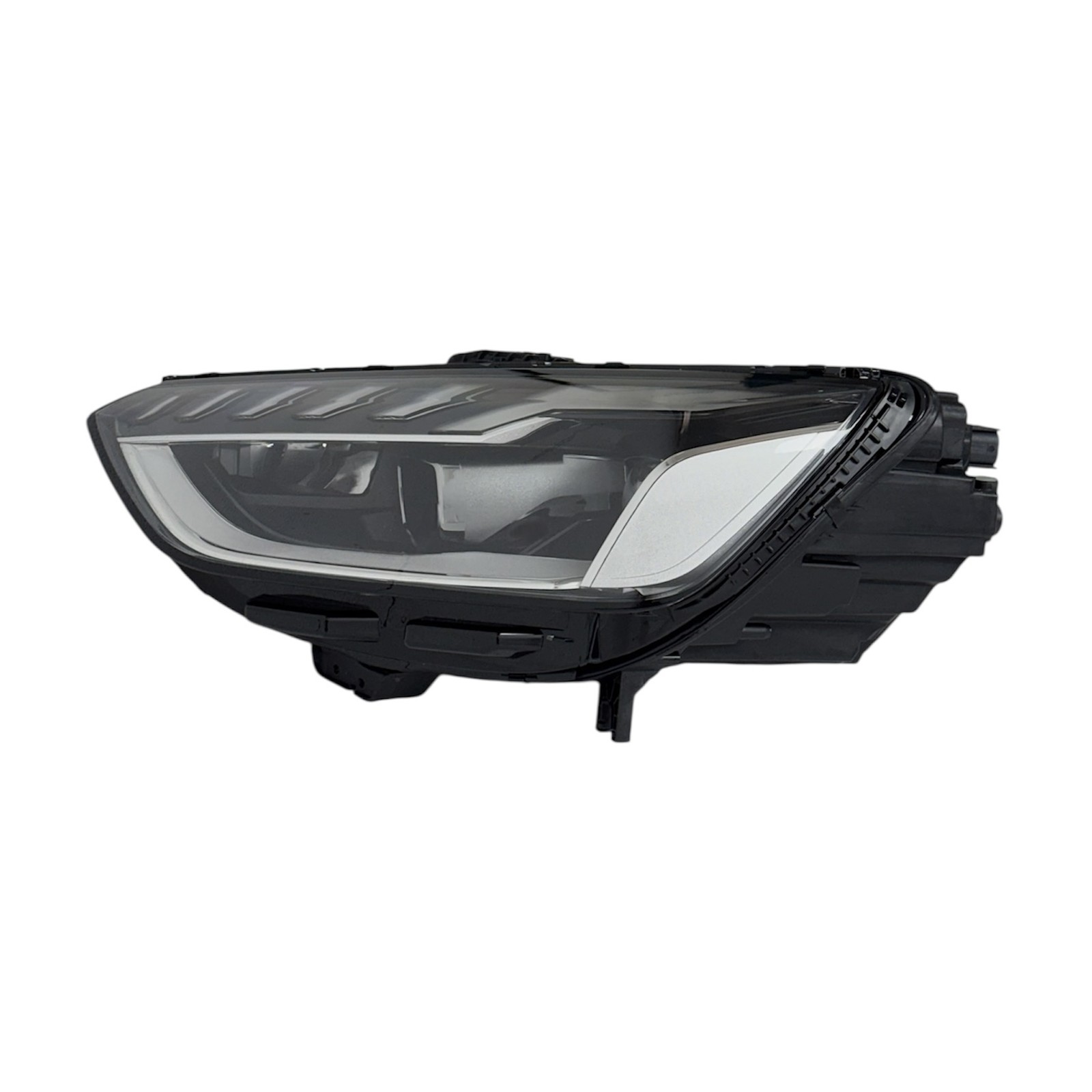 Far Audi A4 2020-2023 (SOL, MATRIX, BEYINLER ÜSTÜNDE)