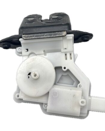 Bağaj Kapak Kilidi Nissan Qashqai 2014-2015
