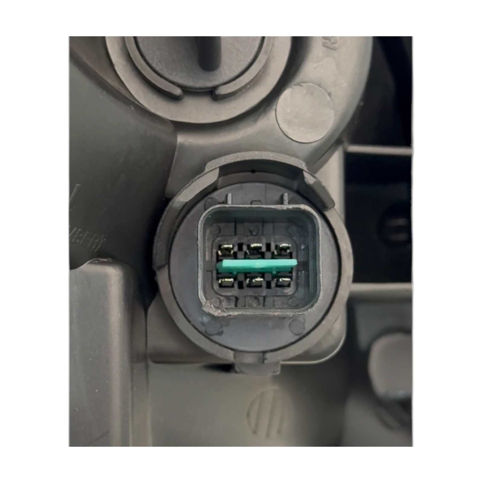 Far Hyundai Tucson 2004-2010 (SOL, BEYAZ, MANUEL) - Görsel 2