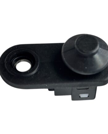 Ön veya Arka Kapı Işık Butonu Hyundai H100 Kamyonet 2004-2007 / Elantra 2000-2005 / Bongo 2006-2012 / Ceed 2006-2012 / Cerato 2004-2010 / Sorento 2002-2010 / i30 2012-2015 / Sportage 2012-2016