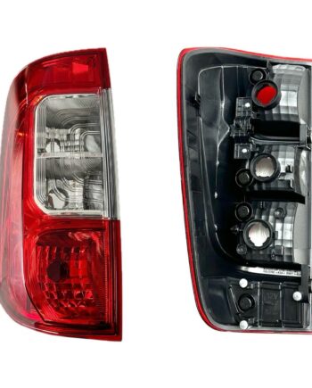 Stop Lambası Nissan Navara 2015-2018 (SAĞ, DUYSUZ)