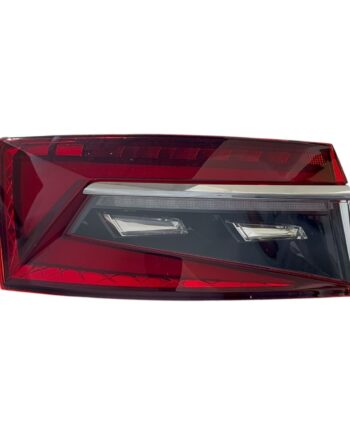 Dış Stop Lambası Skoda Super B 2020-2024 (SOL)