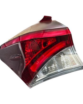 Dış Stop Lambası Toyota Auris 2015-2019 (SOL)